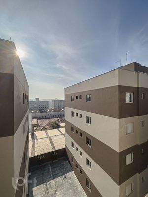 Image 9 - 740677