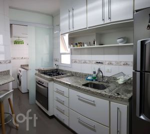 Image 24 - 740705
