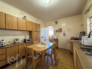 Image 6 - 740889