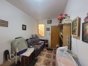 Image 17 - 740931