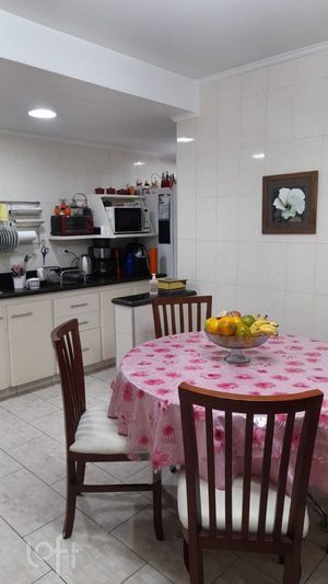 Image 5 - 741617