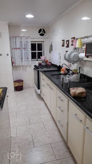 Image 2 - 741617
