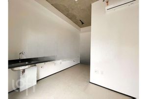 Image 22 - 741625