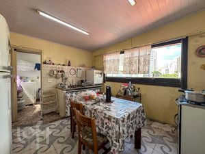 Image 26 - 742031