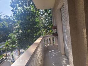 Image 13 - 742181