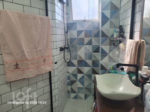 Image 9 - 742181