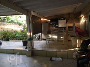 Image 6 - 742303