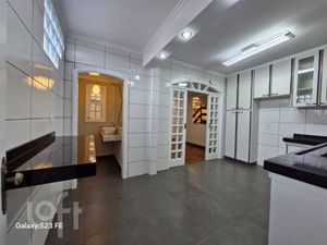 Image 9 - 742374
