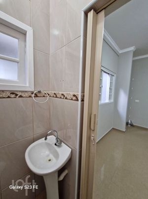 Image 35 - 742374