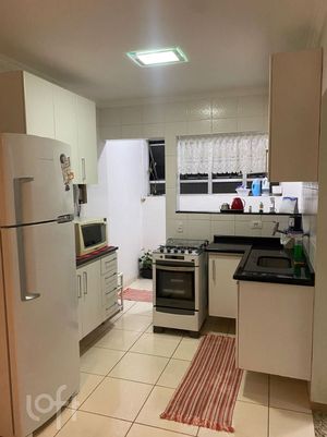 Image 4 - 742385
