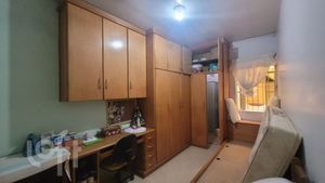 Image 24 - 742508