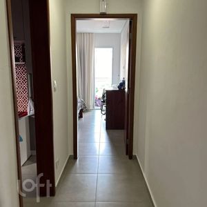 Image 10 - 742609