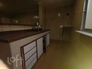 Image 6 - 742635