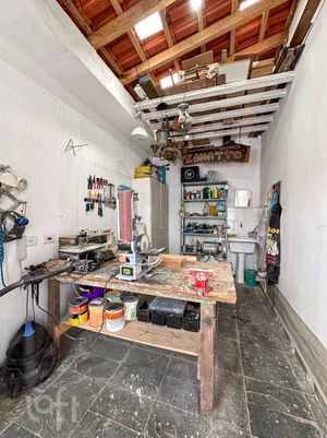 Image 22 - 742650