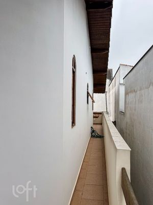 Image 19 - 742659