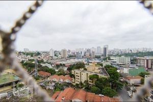 Image 39 - 743325