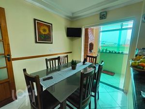 Image 9 - 743363