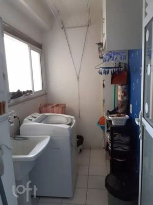 Image 5 - 743379