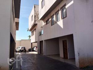Image 9 - 743663