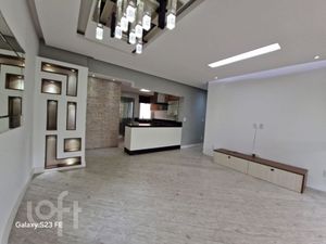 Image 4 - 743755
