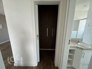 Image 11 - 743833