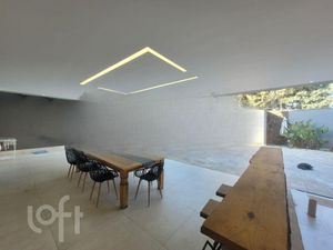 Image 14 - 743856