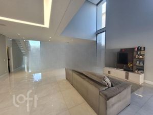 Image 3 - 743856