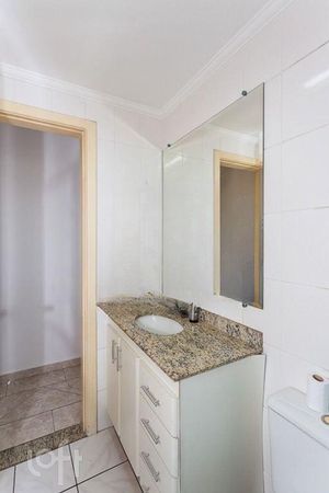 Image 21 - 743912