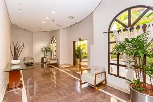Image 35 - 743912