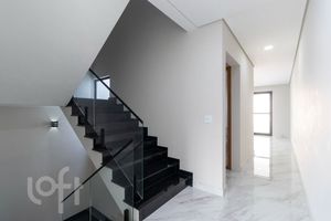 Image 9 - 743935