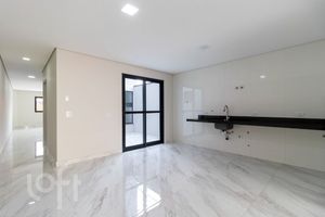 Image 32 - 743935