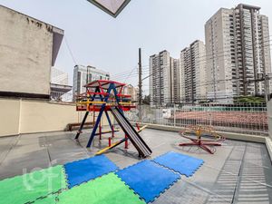 Image 32 - 744050