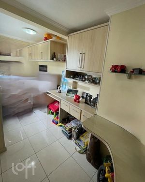 Image 10 - 744181