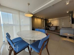 Image 1 - 744358