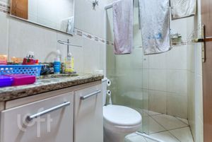 Image 29 - 744441