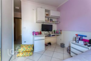 Image 18 - 744441
