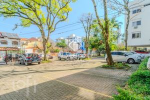 Image 32 - 744524