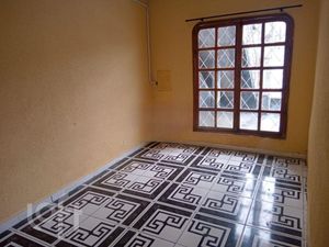 Image 16 - 744549