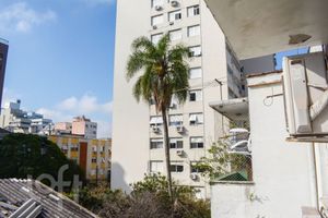 Image 10 - 744568