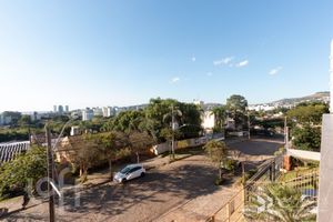 Image 21 - 744578