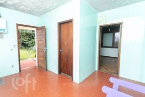 Image 30 - 744587