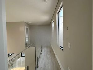 Image 26 - 744737