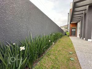 Image 3 - 744737