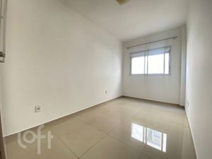Image 8 - 744740