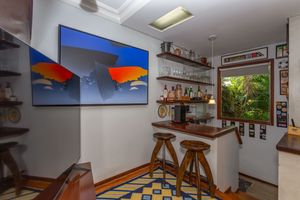 Image 4 - 744755