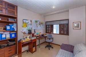 Image 25 - 744755