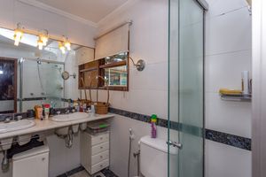 Image 36 - 744755