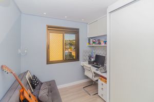 Image 11 - 744784