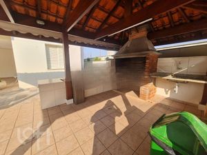 Image 49 - 745040