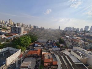 Image 25 - 745040